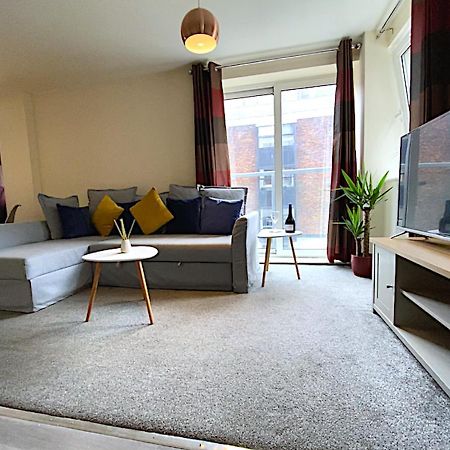 Stylish Two Bed City Apartment With Secure Parking Саутгемптон Екстер'єр фото