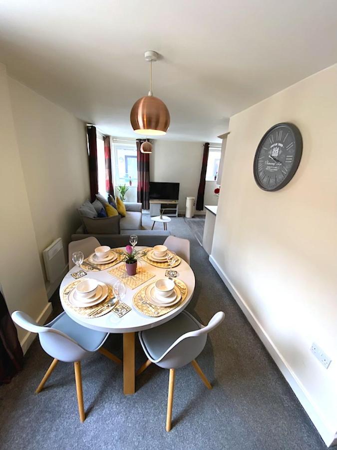 Stylish Two Bed City Apartment With Secure Parking Саутгемптон Екстер'єр фото